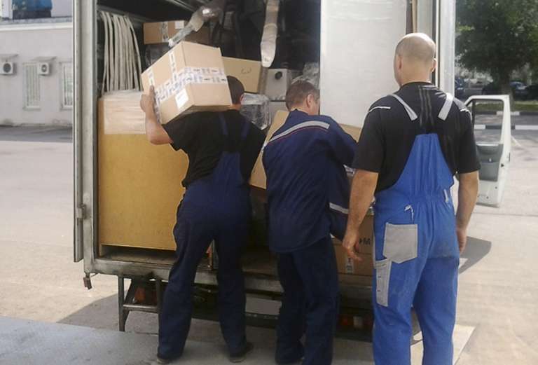Заказ грузового автомобиля для отправки вещей : Мебель и бытовая техника из Севастополя в Ногинск