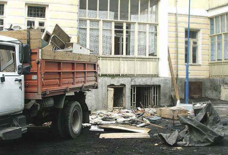 Вывоз бытового мусора цены по Устиновскому